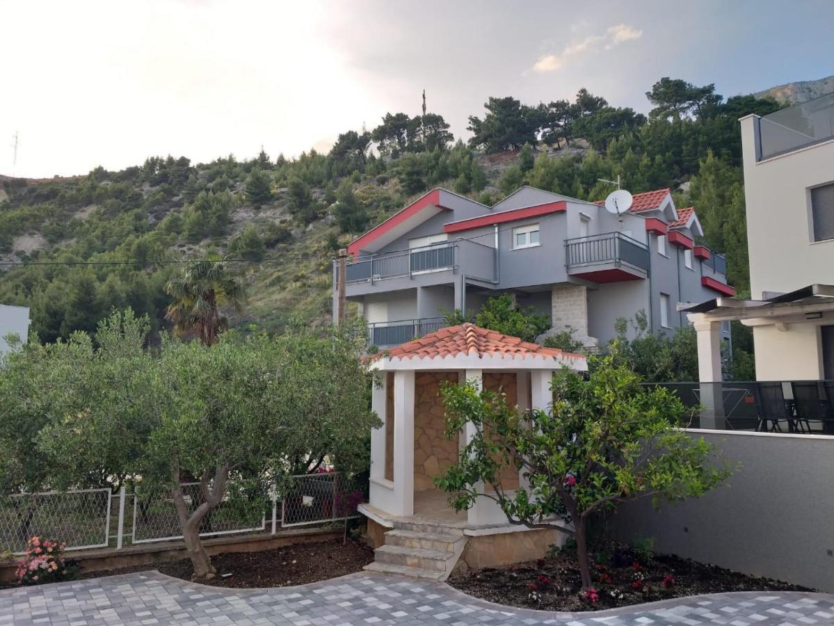 Charming Apartments Duce Omiš Exteriör bild